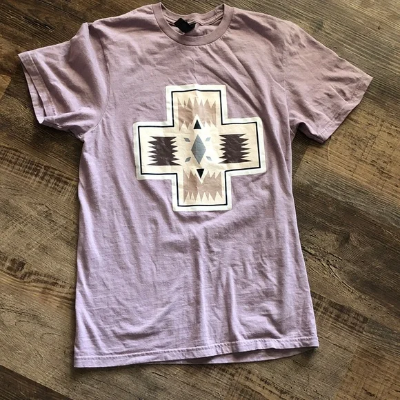 Southwestern Print Tee 100% cotton - Picture 1 of 1